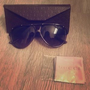 Gucci shades (brown/black)